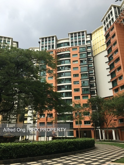 Woodlands Drive 75 thumbnail photo